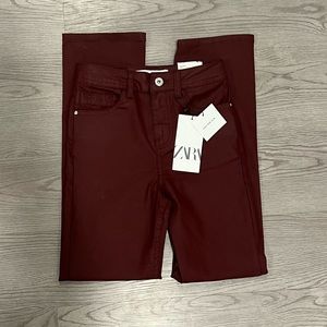 NWT! ZARA - high rise slim matte burgundy jeans, size 0, in perfect condition!